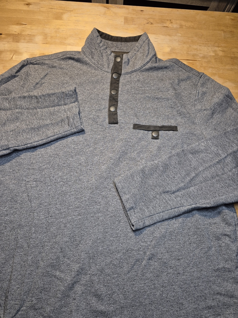 UNTUCKit Men's Heather Olive Snap-Button Quarter Placket Pullover